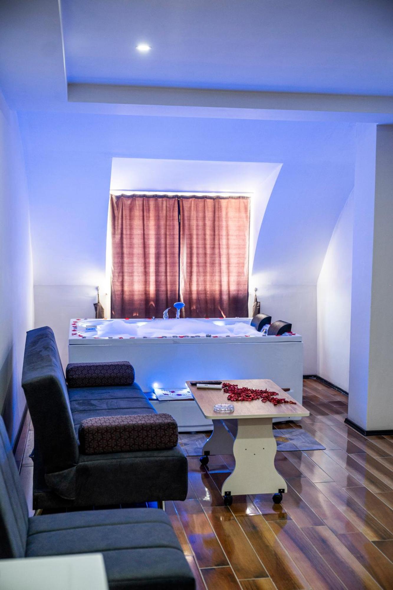 Ayya Suit Hotel Eskihisar Exterior photo